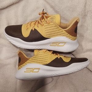 Under armour curry 4 low flotro